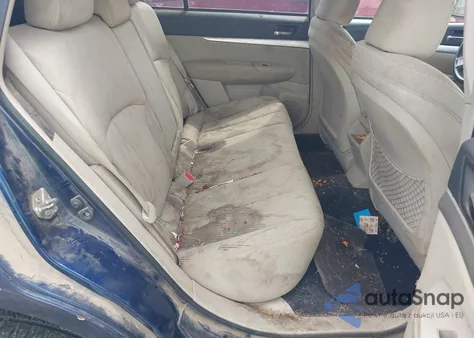 2010 Subaru Outback 2.5I Premium из США, поврежденный, VIN 4S4BRCCC8A3331068